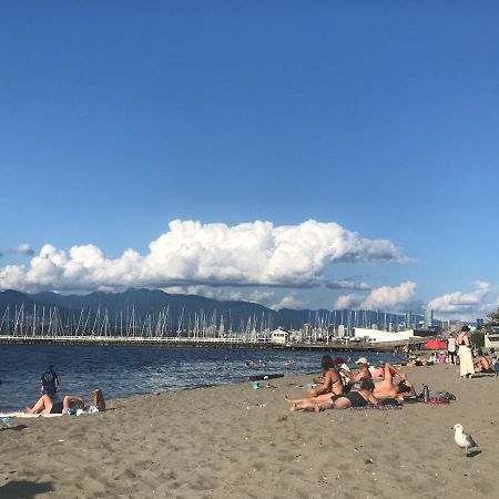 Heart Of Kitsilano Area,5 Mins Walk To Kits Beach,No Share With Other People Stay Vancouver Extérieur photo